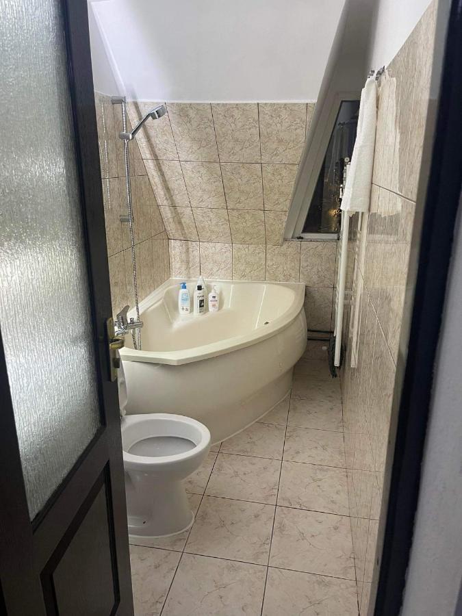 Apartament Ema Bistriţa Εξωτερικό φωτογραφία